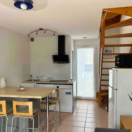 Charmante Maison A Nbne Semesterbostad Narbonne