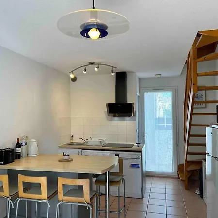 Дом отдыха Charmante Maison A Nbne Нарбонна